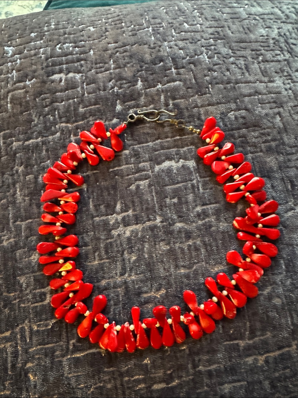 Vibrant Red Teardrop Bead Necklace - Unbranded